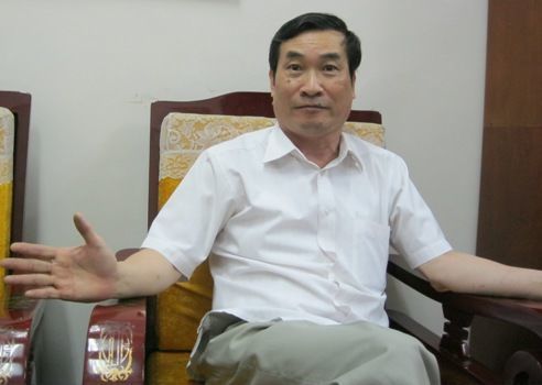 Đã đến lúc bỏ điểm sàn ?